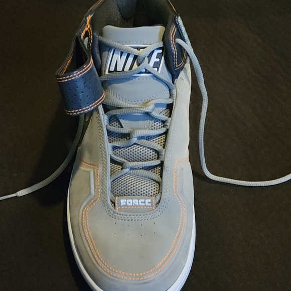 NIKE SPECIAL EDITION - RARE - Picture 4 of 9